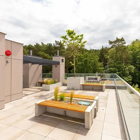 Luxury With Parking And Air Conditioning In By Renters Prestige Appartement *