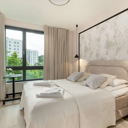 Luxury With Parking And Air Conditioning In By Renters Prestige * Sopot